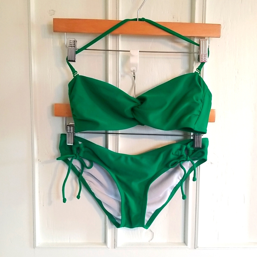 Women's Arizona small swim suit in green